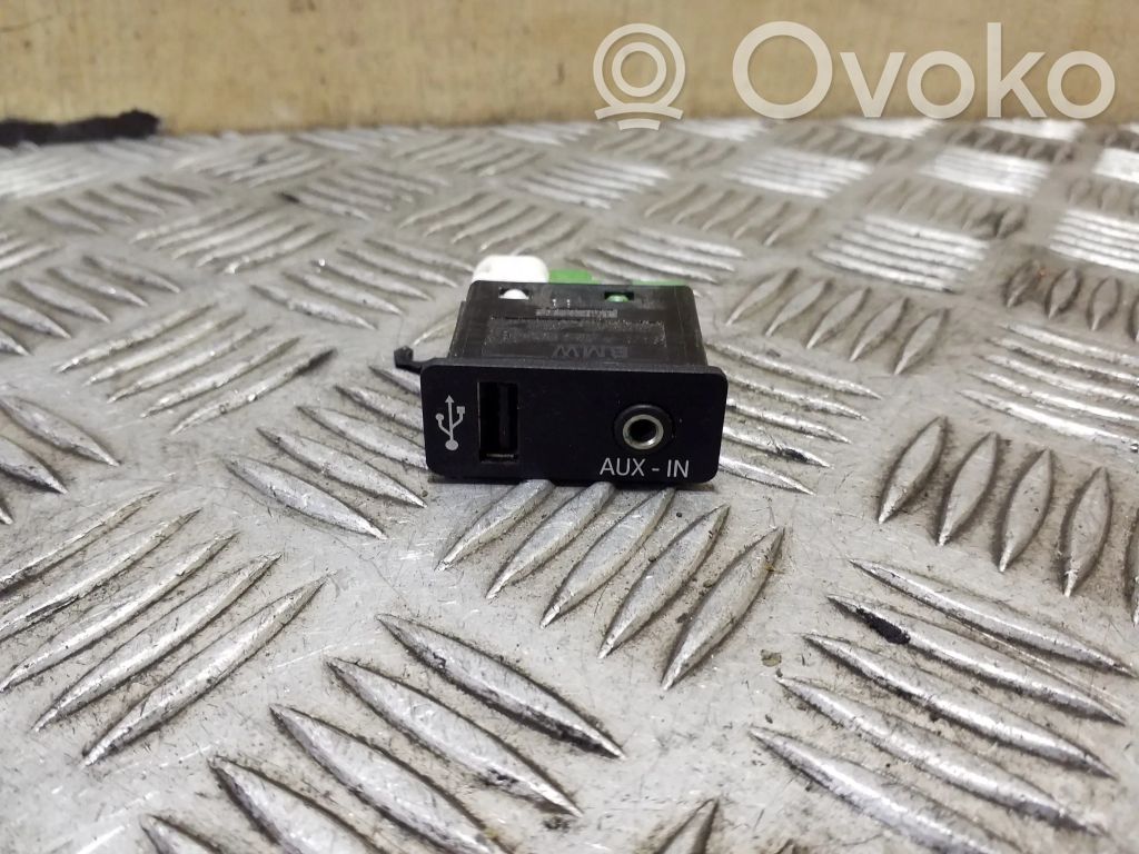 BMW X1 E84 USB-Anschluss 