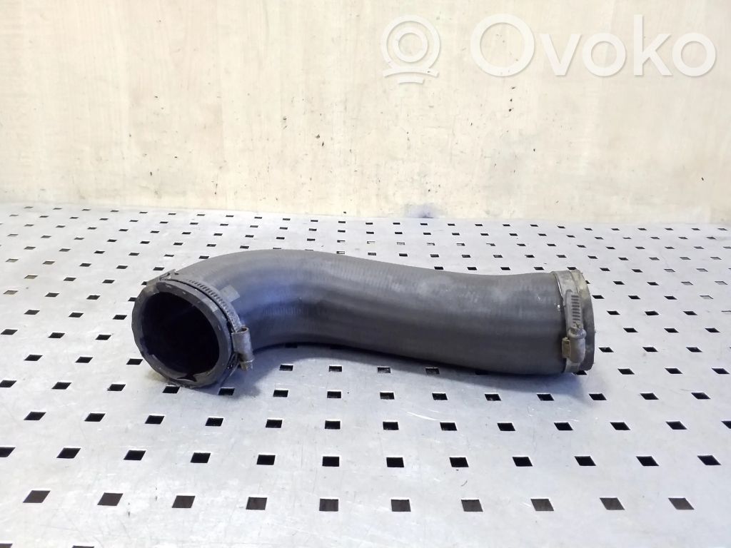 Intercooler hose/pipe