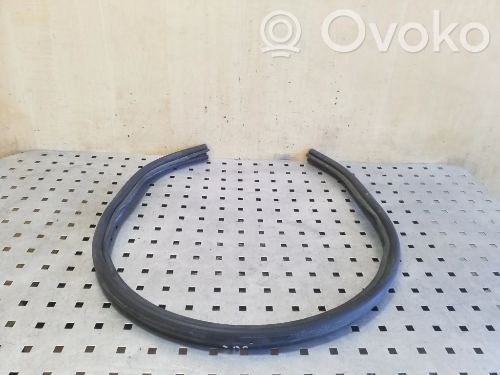 Audi TT TTS Mk2 Engine compartment rubber 