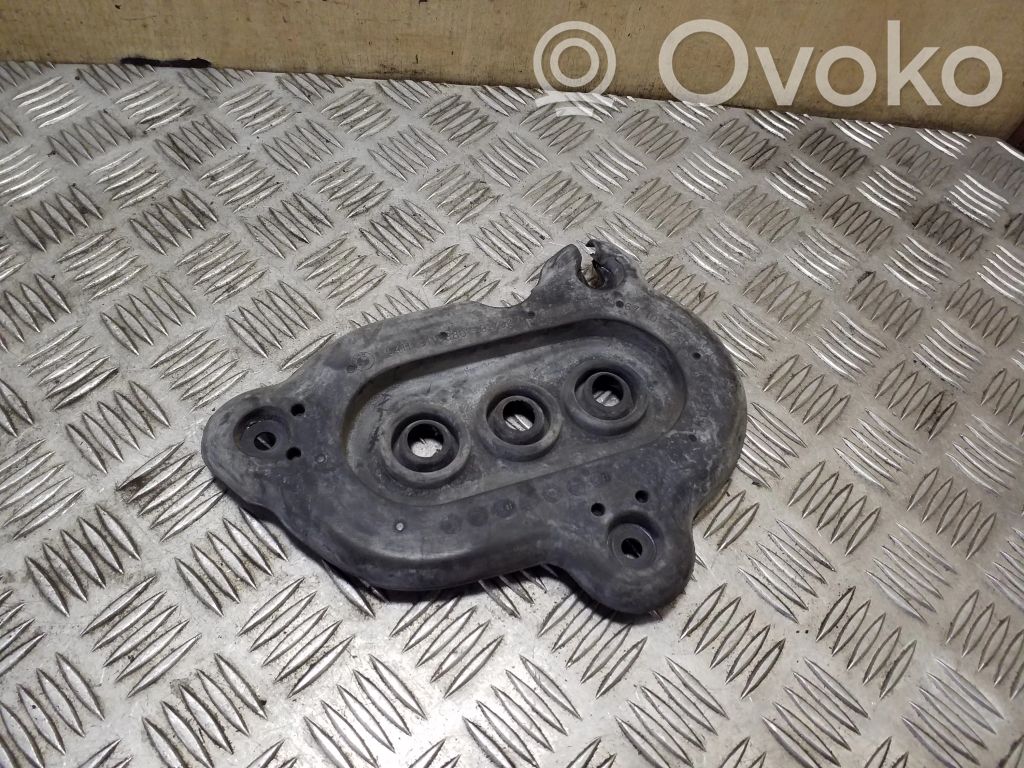BMW 5 F10 F11 Alte piese compartiment motor 
