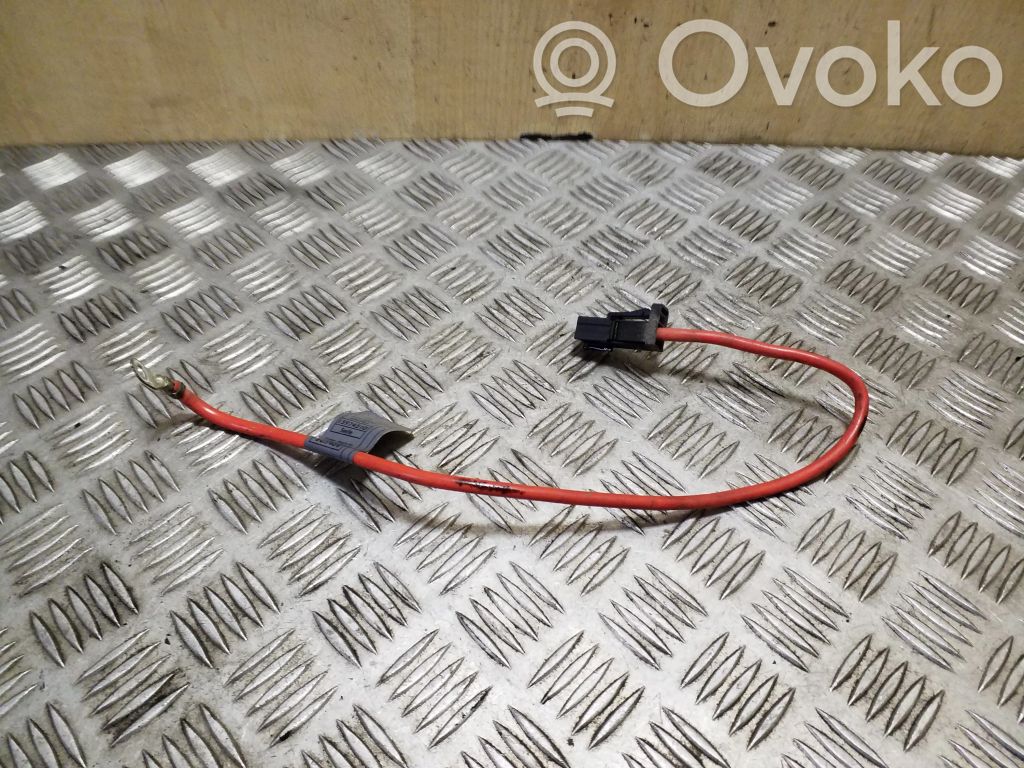 BMW 3 E90 E91 Positive cable (battery) 