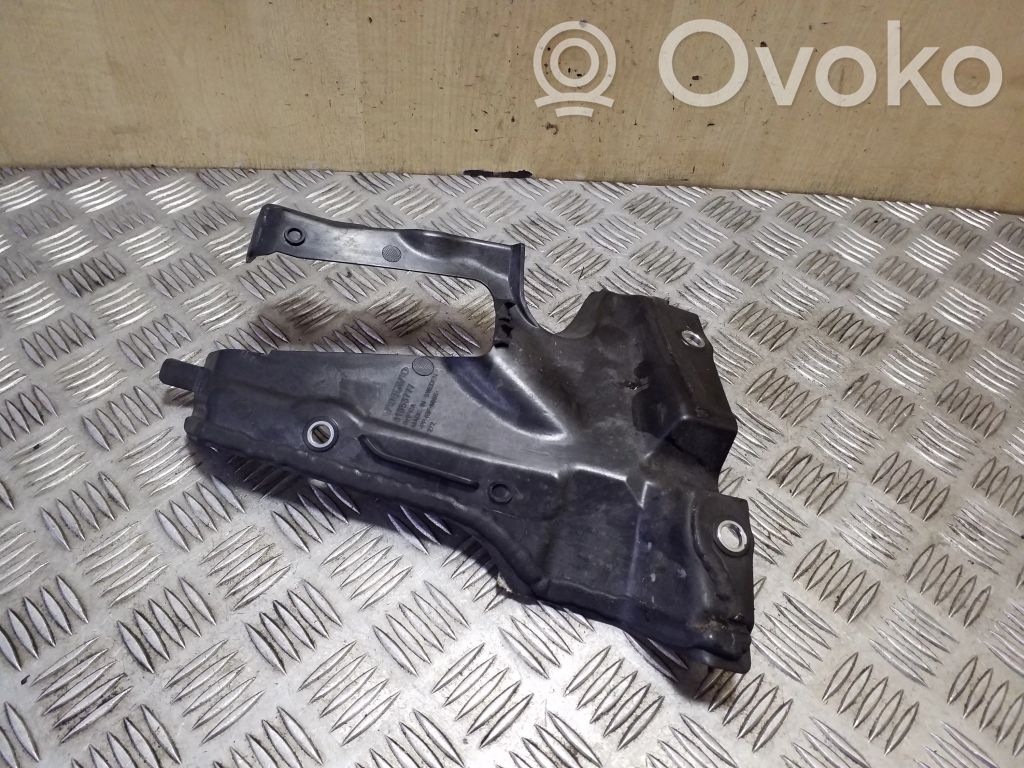 Volvo XC90 Altra parte del vano motore
