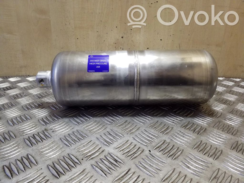 Zbiornik powietrza tylnego zawieszenia pneumatycznego   31360728