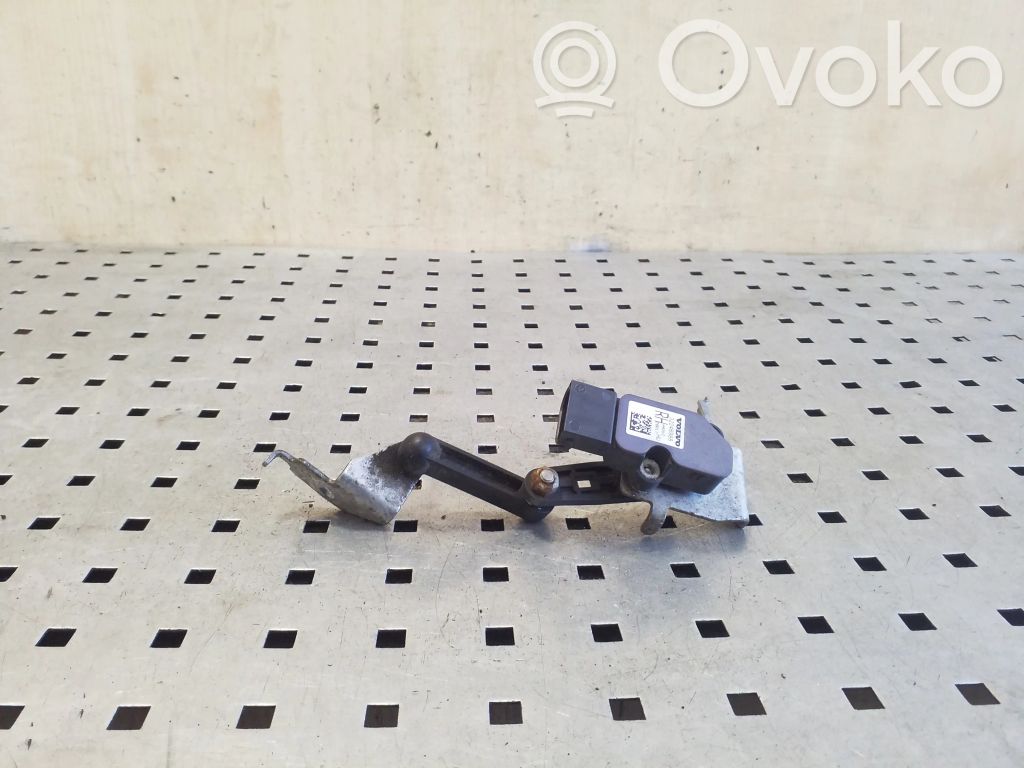 Volvo XC90 Sensore di livello faro/fanale 