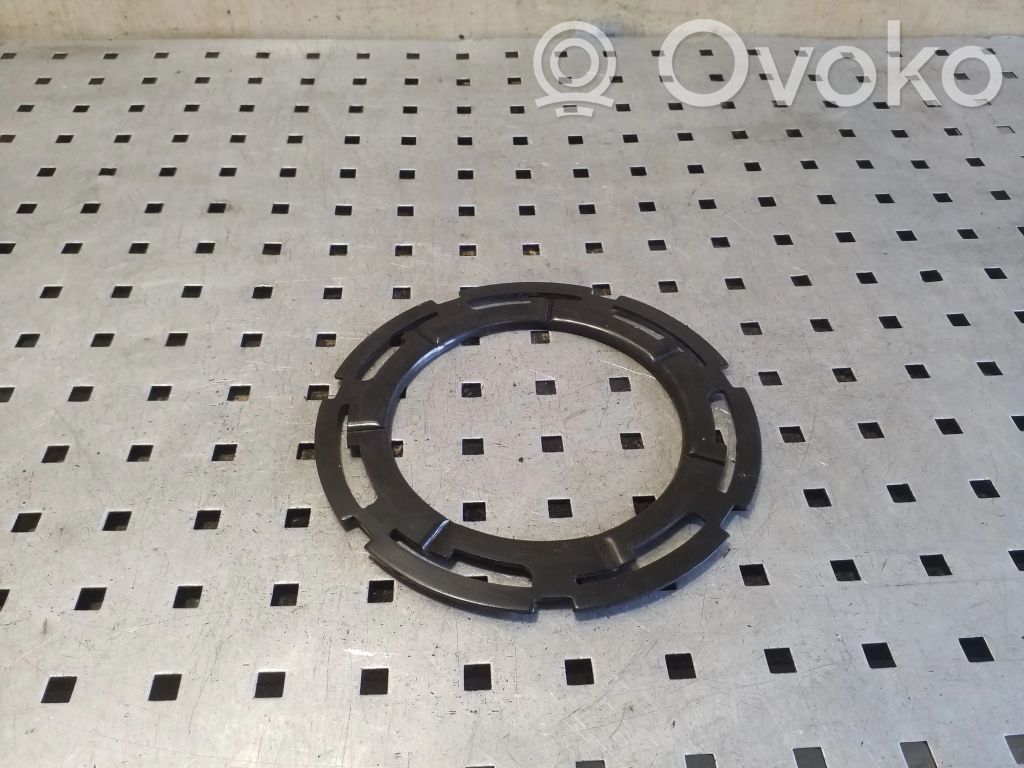 Ford Mondeo MK V Anello/dado di bloccaggio della vite della pompa del carburante nel serbatoio 