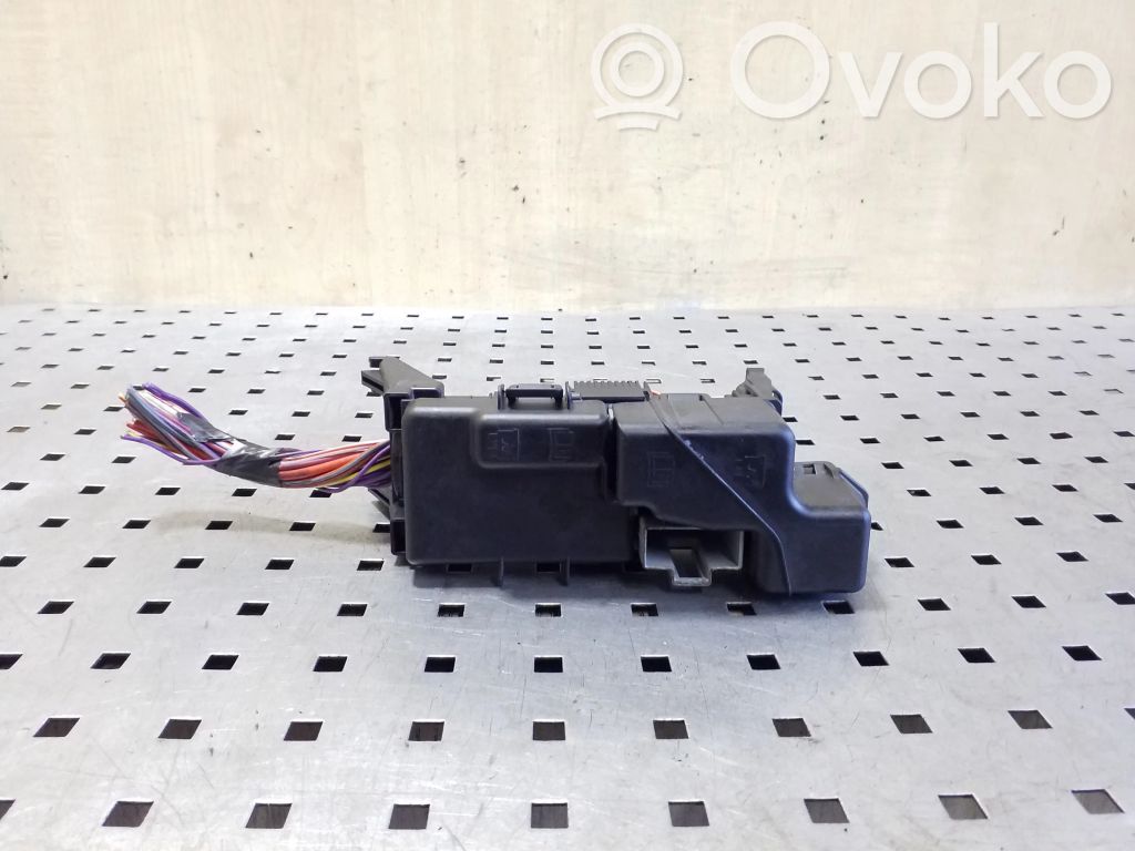 Volvo XC70 Fuse module 