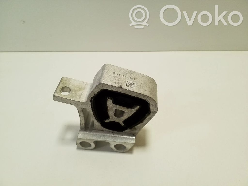 Mercedes-Benz EQB Engine mount bracket 