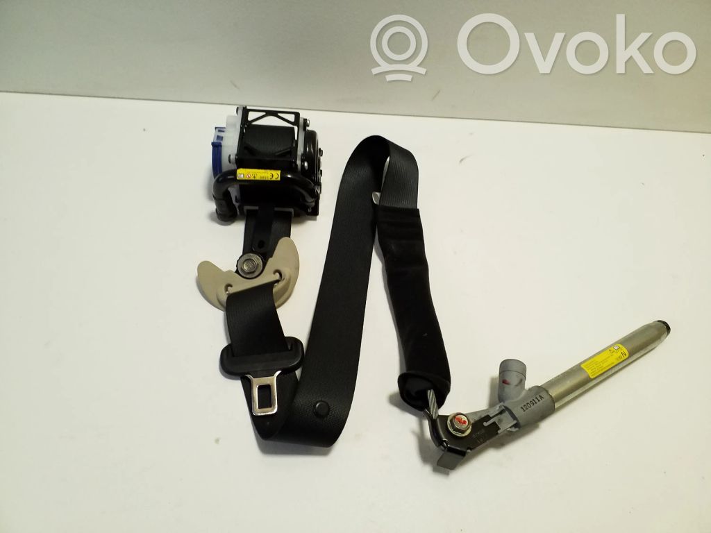 Mitsubishi Outlander Cinturón delantero 