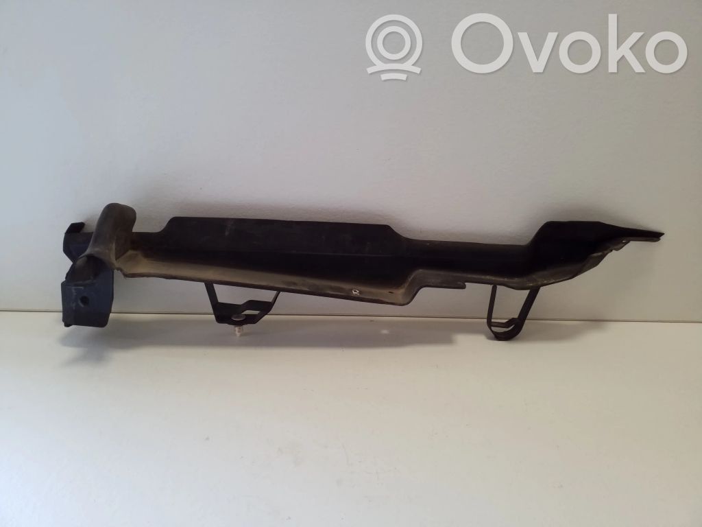Audi Q3 F3 Muu moottoritilan osa 