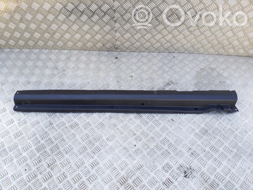 Opel Vivaro Kita salono detalė 