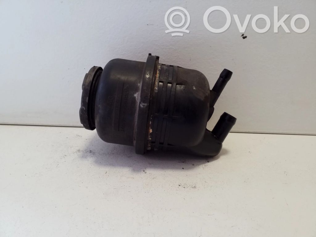 Volkswagen Amarok Ohjaustehostimen nestesäiliö 