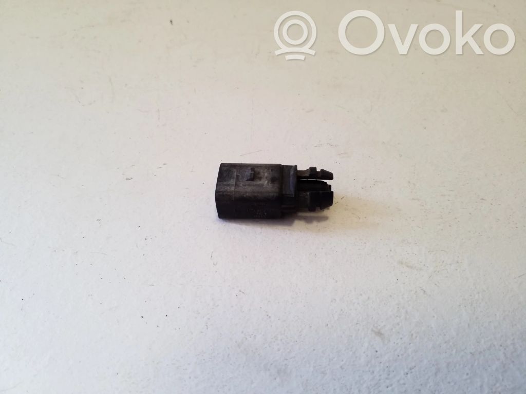 Außentemperatursensor   8Z0820535