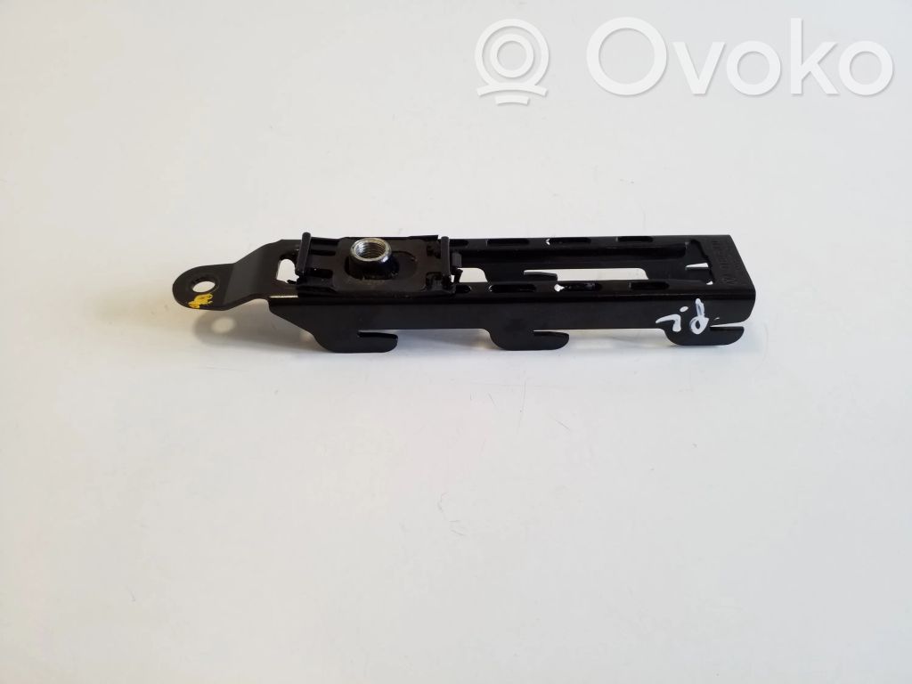 Volkswagen Amarok Rail de réglage hauteur de ceinture de sécurité