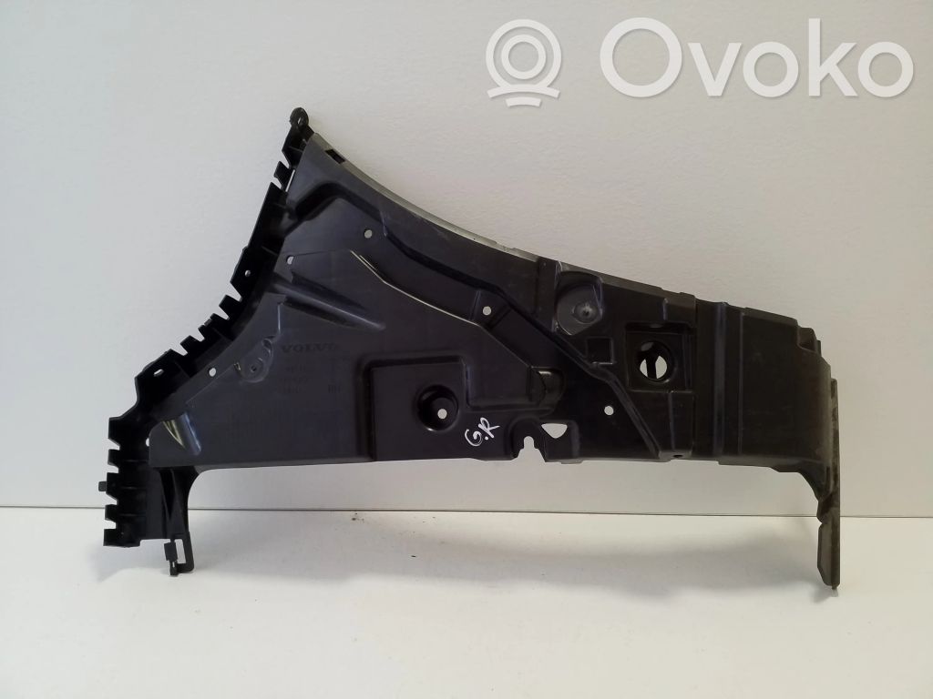 Volvo XC60 Galinis laikiklis bamperio 