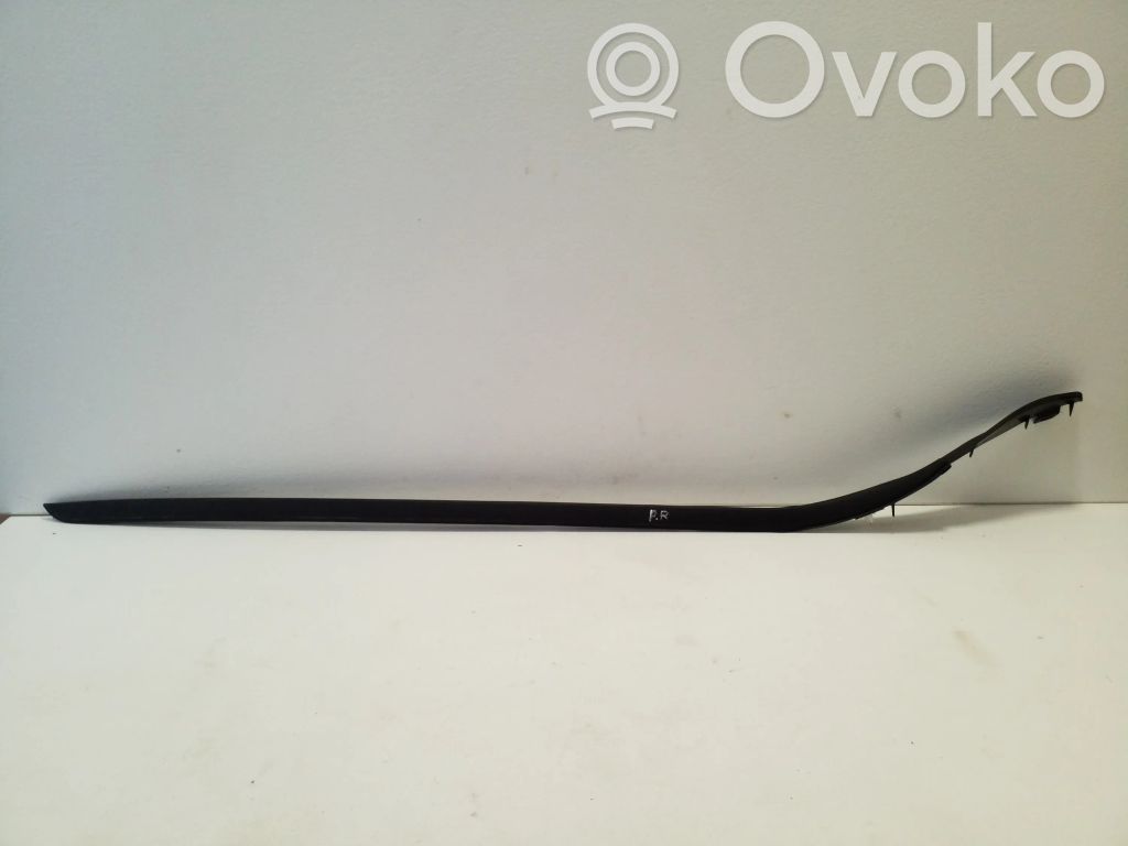Volvo XC60 Windshield trim 