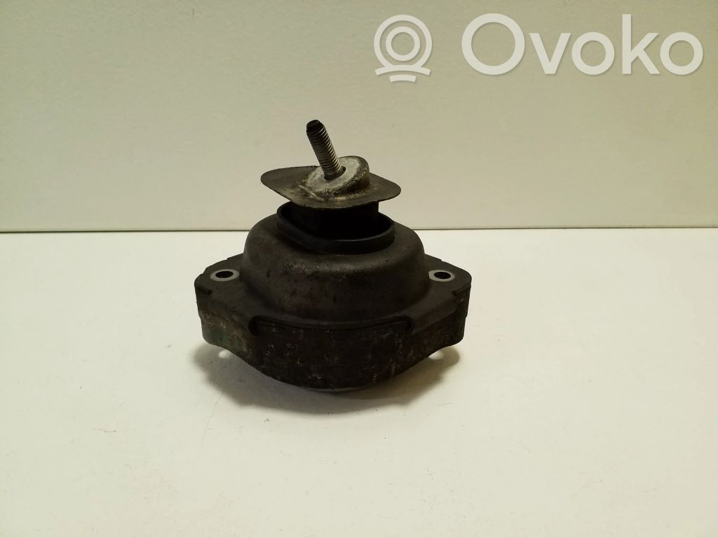BMW X3 E83 Engine mount bracket 