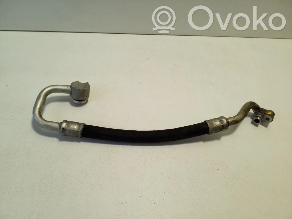 Ilmastointilaitteen putki (A/C)   5QE820744C