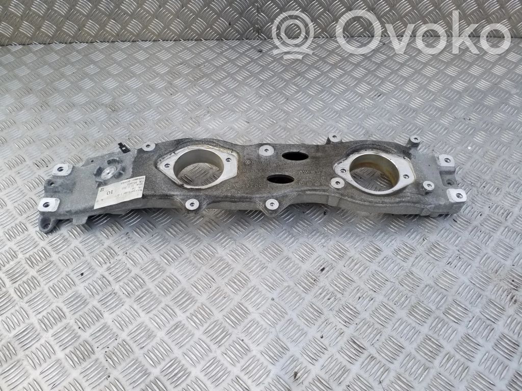 Volkswagen e-Golf Engine mounting bracket 