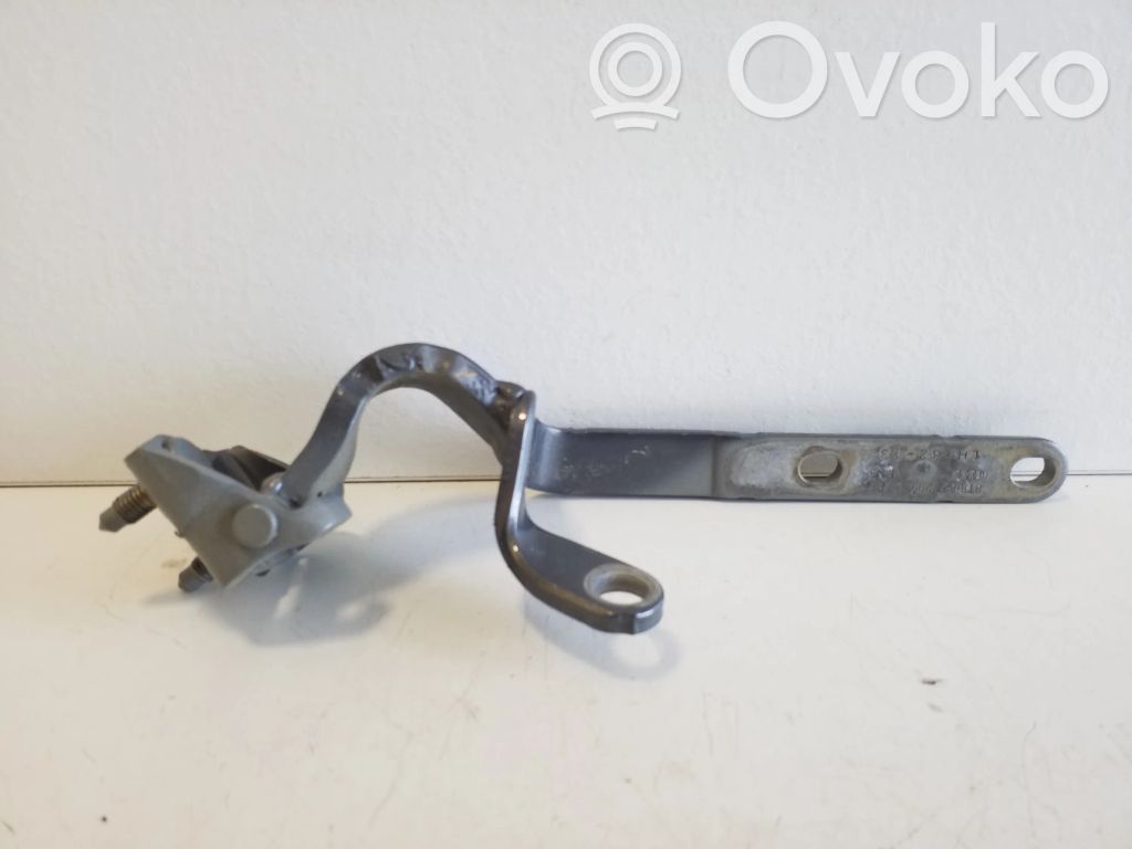Tailgate/trunk/boot hinge   8T8827299