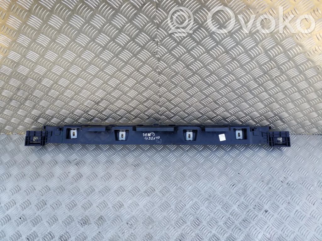 Mercedes-Benz GLC C254 Staffa di rinforzo montaggio del paraurti posteriore