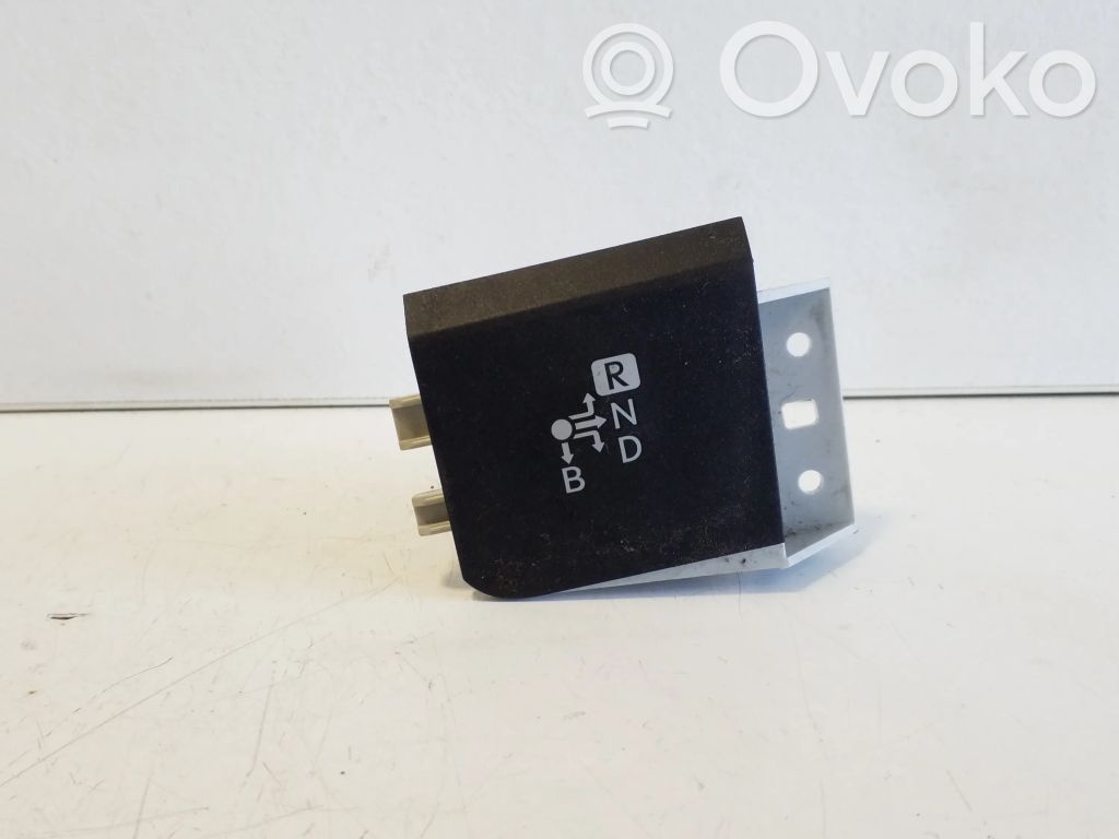 Lexus CT 200H Indicator schimbare viteze