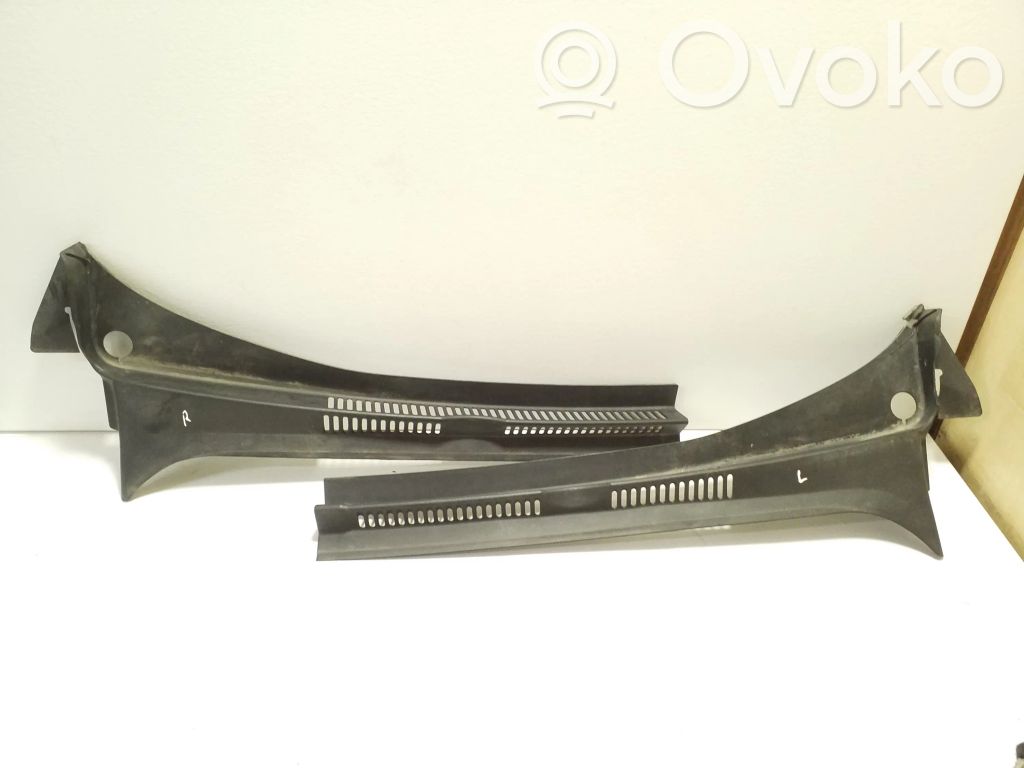 Moldura del limpia   5M0819404B,5M0819403B