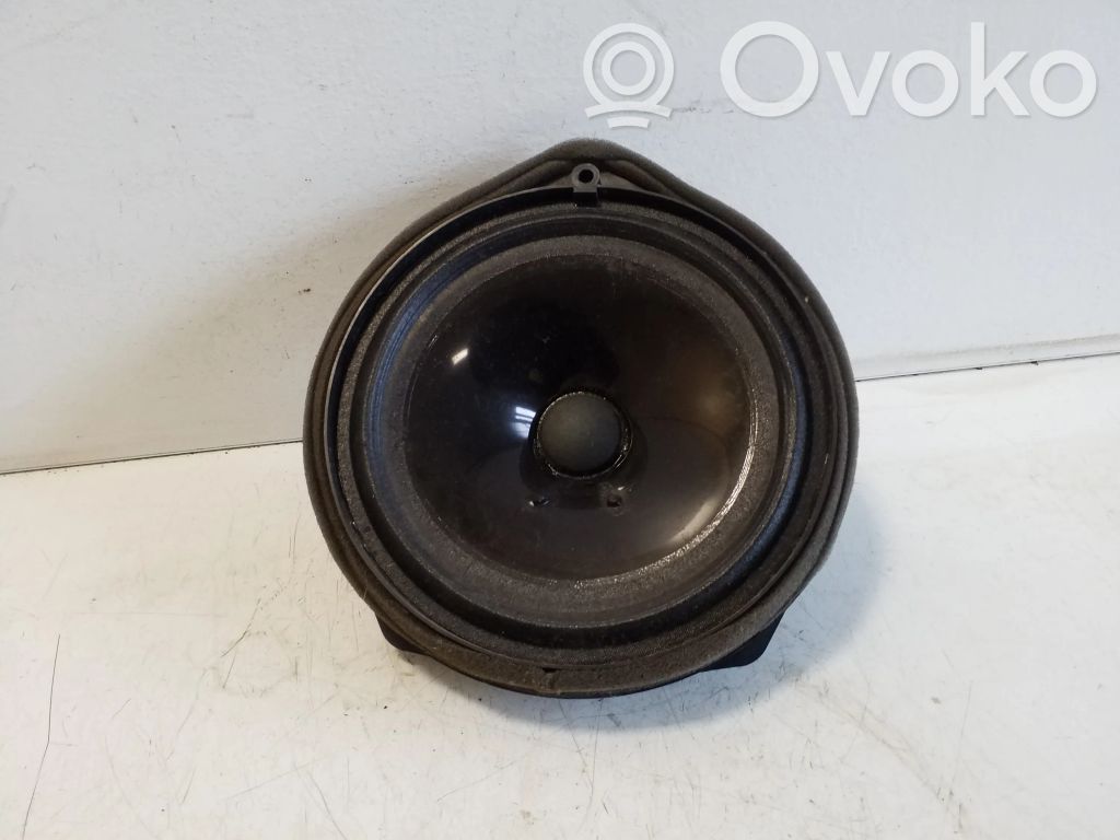 Altavoz de la puerta trasera