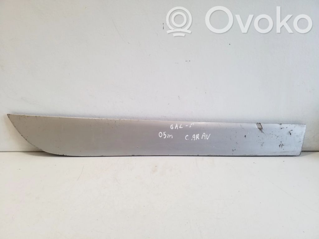 Audi A6 S6 C6 4F Listwa drzwi tylnych 