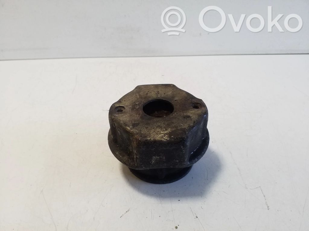 Volkswagen Transporter - Caravelle T4 Supporto di montaggio del motore