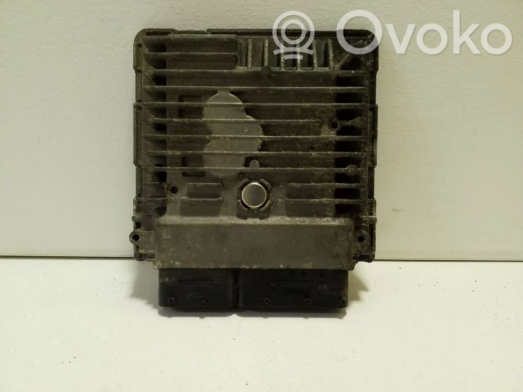 Volkswagen Polo V 6R Engine control unit/module 
