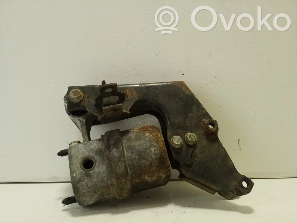 Volkswagen Transporter - Caravelle T4 Supporto della scatola del cambio 