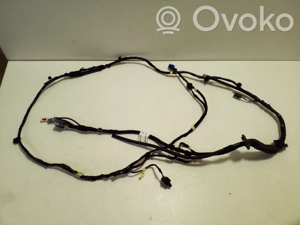 Volvo XC40 Arnés de cableado de la puerta trasera/maletero 