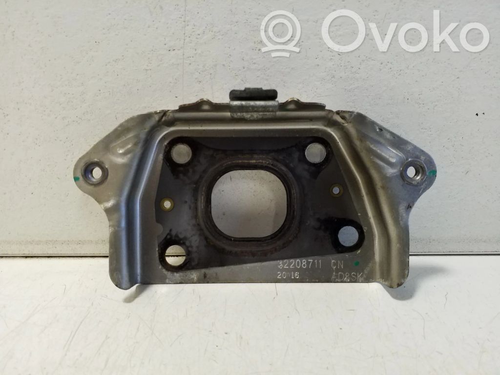 Volvo XC40 Muu moottoritilan osa 