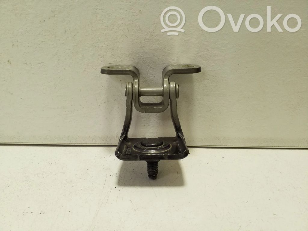 Skoda Kamiq Charnière de hayon 