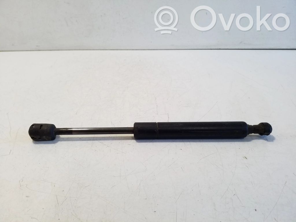 Volkswagen Vento Amortyzator klapy tylnej bagażnika