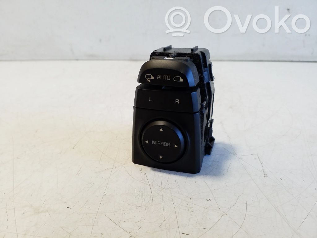 Comutator oglinzi laterale   93530D9500