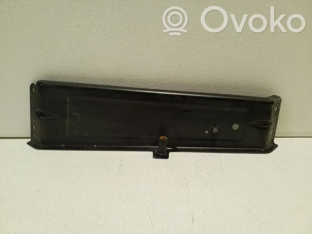 Muu moottoritilan osa   4KE810056A