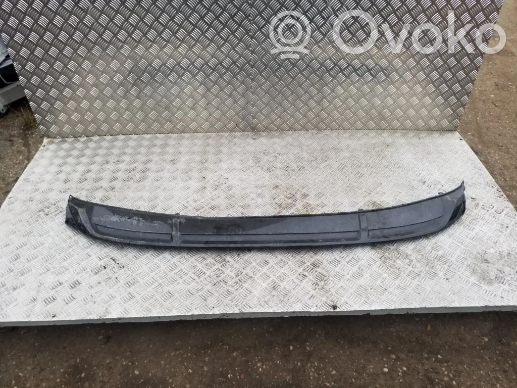 Audi e-tron Front bumper lip 