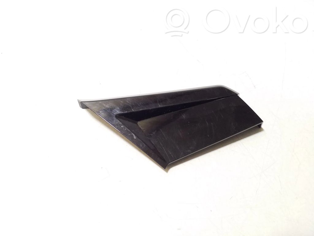 Audi e-tron Dashboard glove box trim 