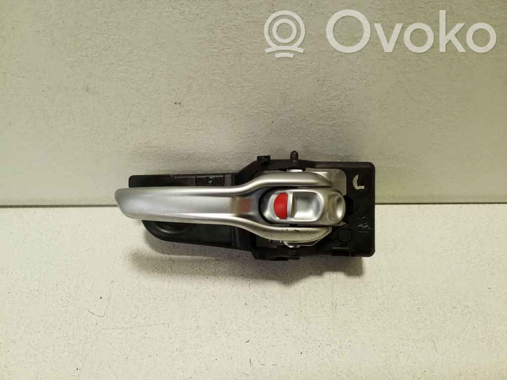 Jeep Cherokee KL Manecilla interna puerta delantera 