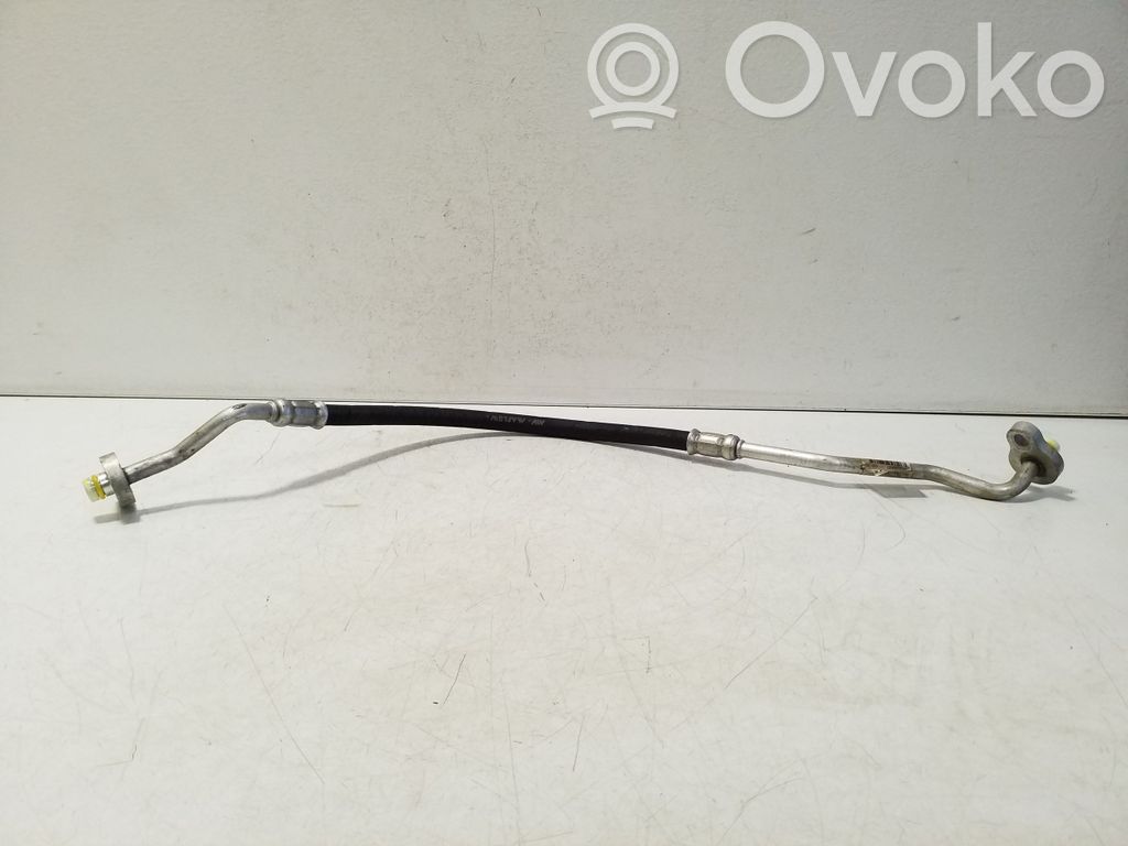Volvo XC90 Conductă/furtun aer condiționat (A/C) 