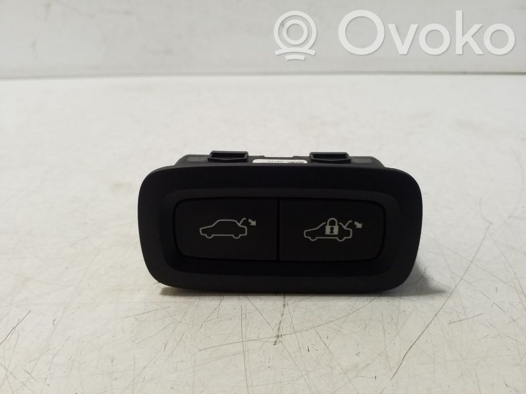 Volvo XC90 Interruttore a pulsante apertura portellone posteriore/bagagliaio