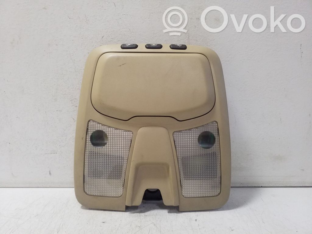 Etuistuimen valo   8685434,8637559