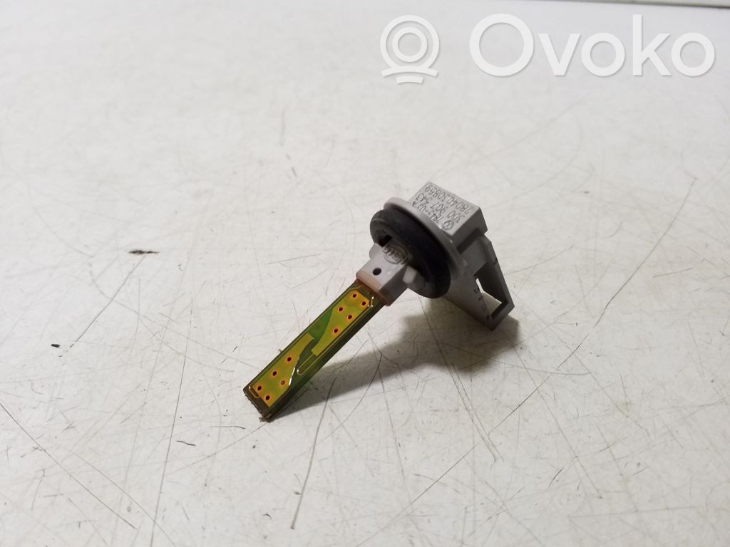 Interior temperature sensor   3D0907543