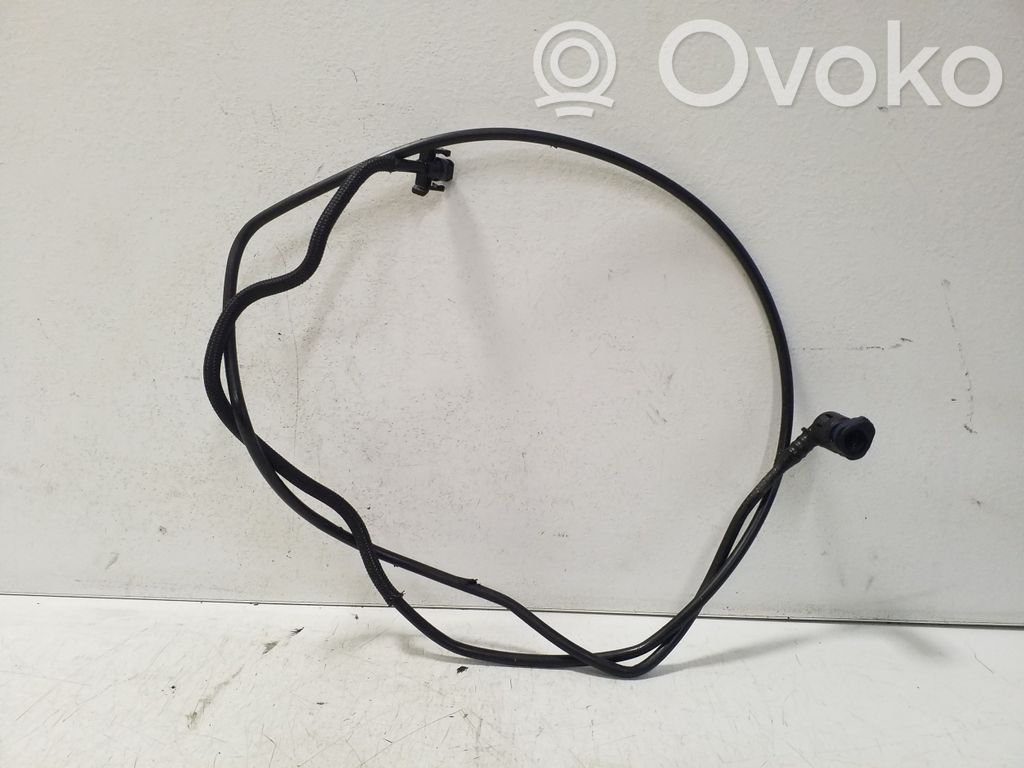 Volvo XC60 Tubo flessibile del liquido di raffreddamento del motore 
