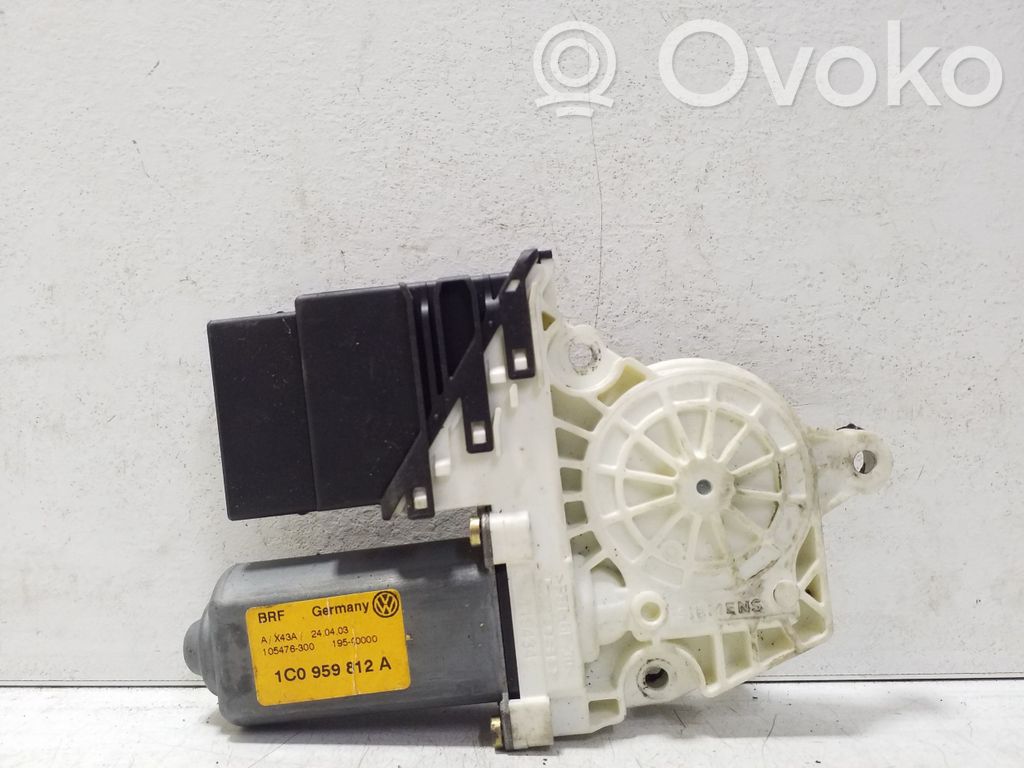 Volkswagen Bora Silniczek podnoszenia szyby drzwi tylnych 