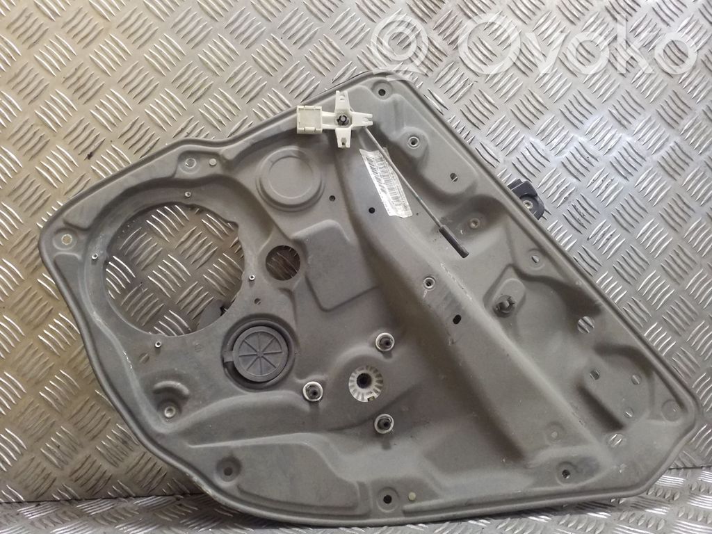 Volkswagen Golf IV Macara geam spate fără motor 