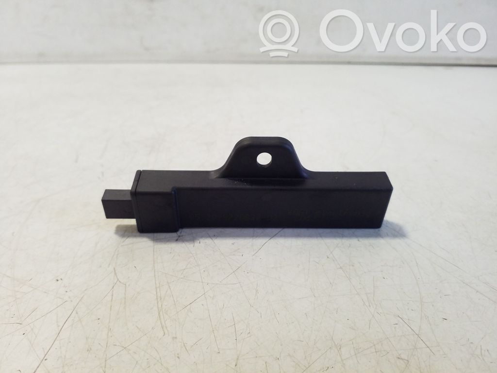 BMW X5 F15 Antenna comfort per interno