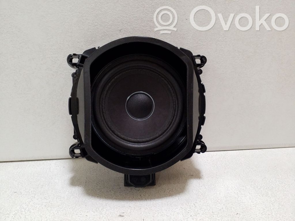 BMW X5 F15 Altavoz subwoofer 