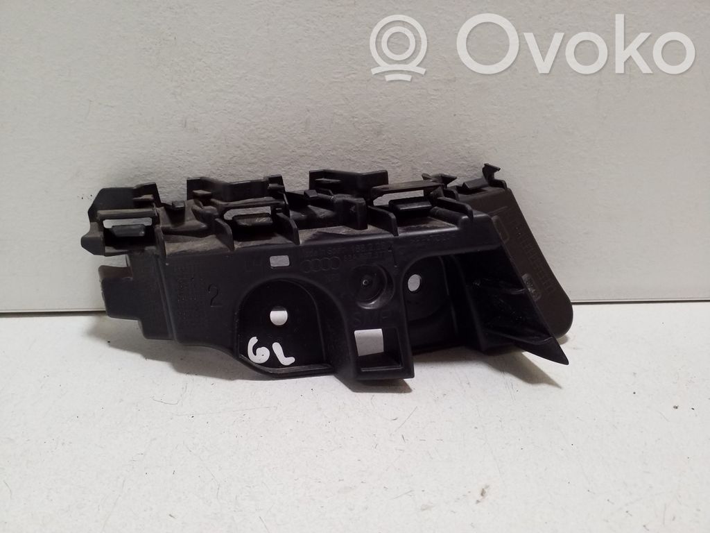 Audi A1 Soporte de montaje del parachoques trasero 